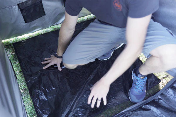 camp_shower_tent.jpg