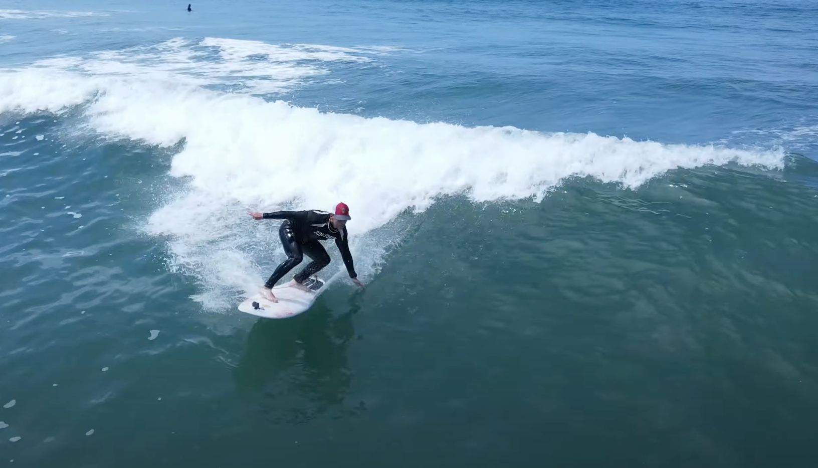 Blind Surfer Unboxes and Uses RinseKit in Youtube Episode