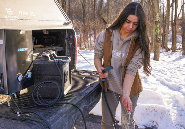 How to Clean Up After Field Dressing: A Hunter’s Guide to Washing Up in the Field