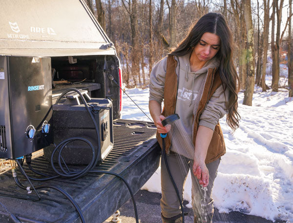 How to Clean Up After Field Dressing: A Hunter’s Guide to Washing Up in the Field