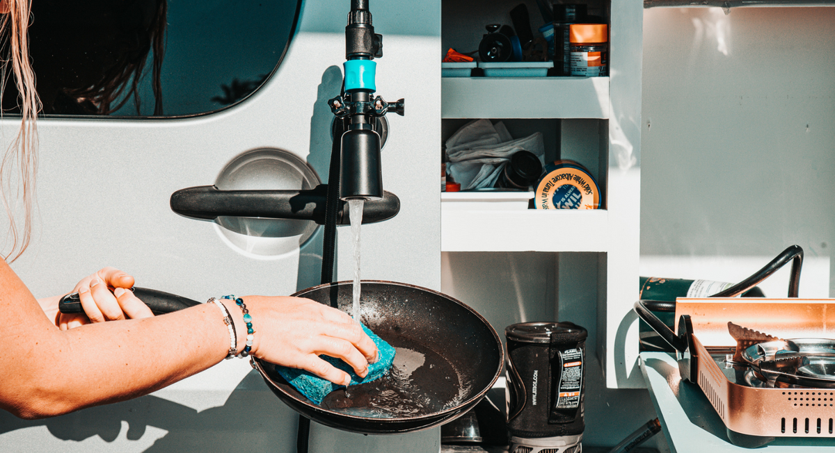 Portable Camping Outdoor Dishwashing Station RinseKit